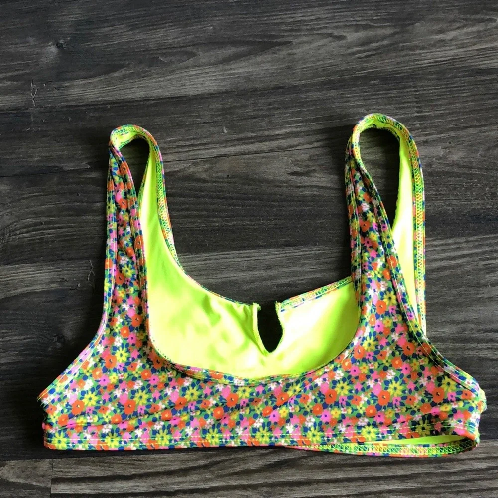 Frankie’s Bikinis Cole Cutout Bikini Top Multicolor Floral